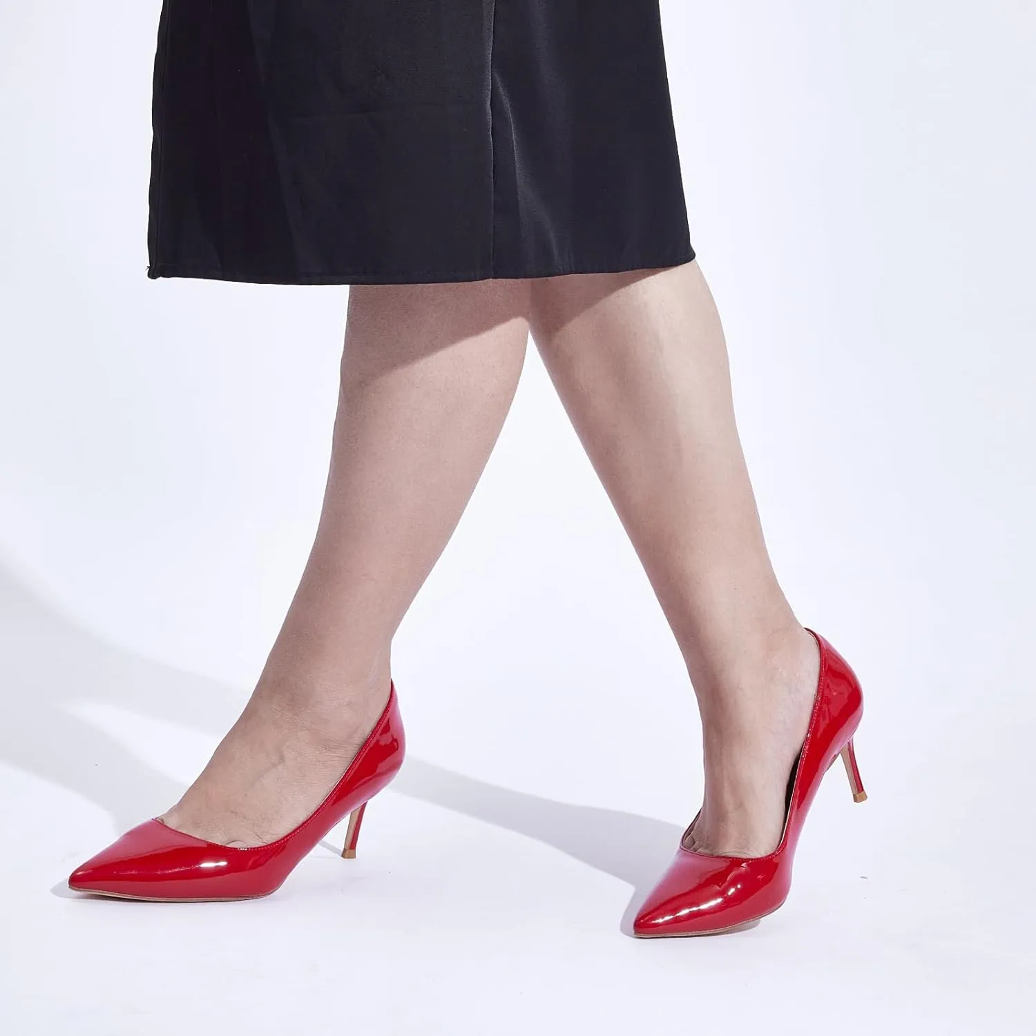 GENSHUO Low Heel Pumps for Women Closed Toe Slip On Stillettos Heels Dress Shoes