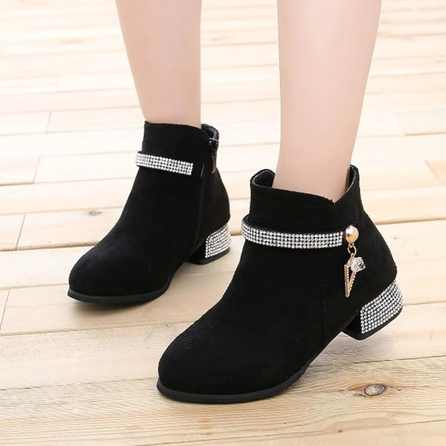 Kids Winter Boots Girls Dress Boots Short Shoes Girls Ankle Boots Low Heel Side Zipper Fall Winter Booties Outdoor Shoes