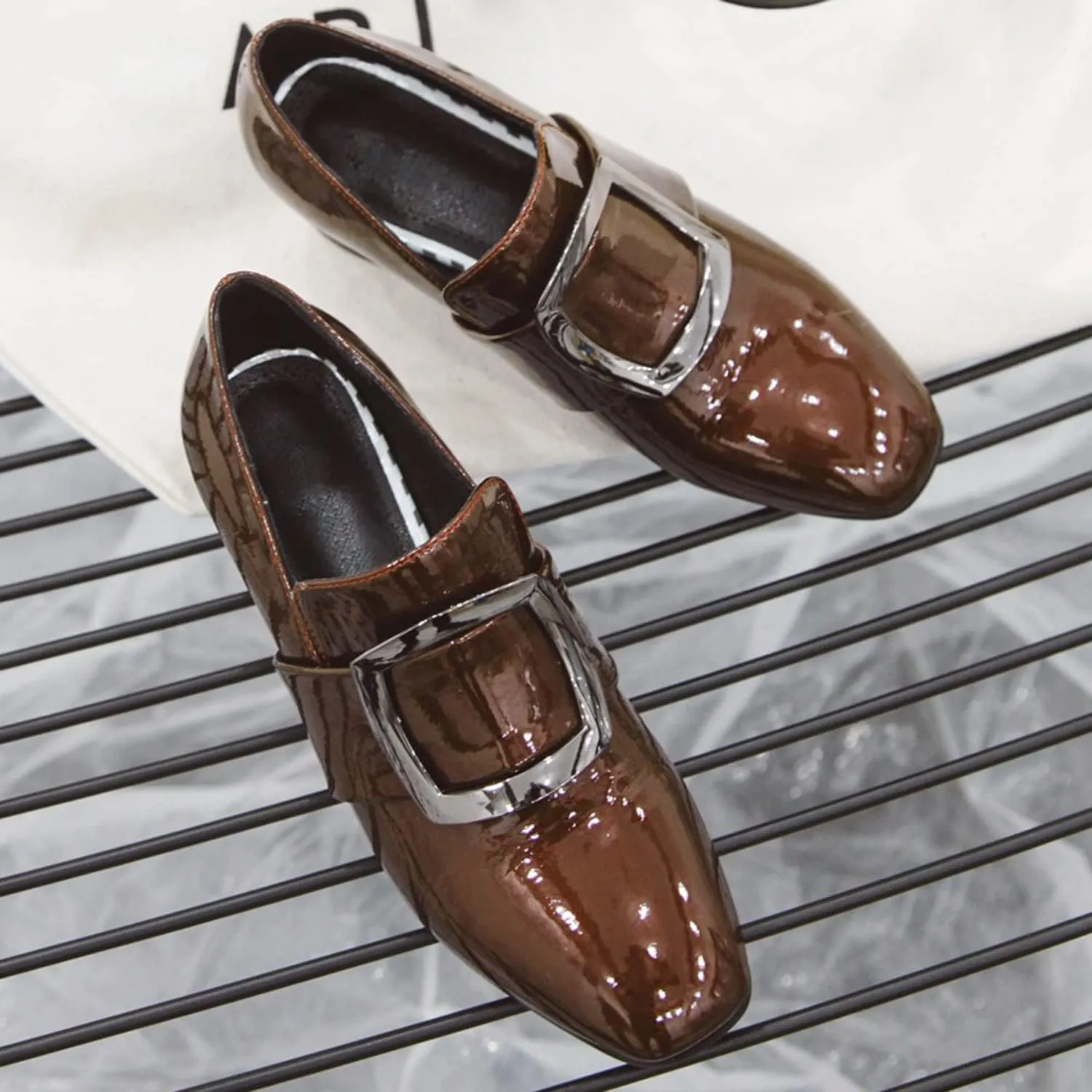 LEHOOR Women Buckle Loafers Pumps Mid Chunky Heel Round Closed Toe Oxford Loafer Pumps Patent 2 Inch Block Heel Dress Shoes Comfort Slip On Penny Loafer Heels Office Party Party 4-11 M US