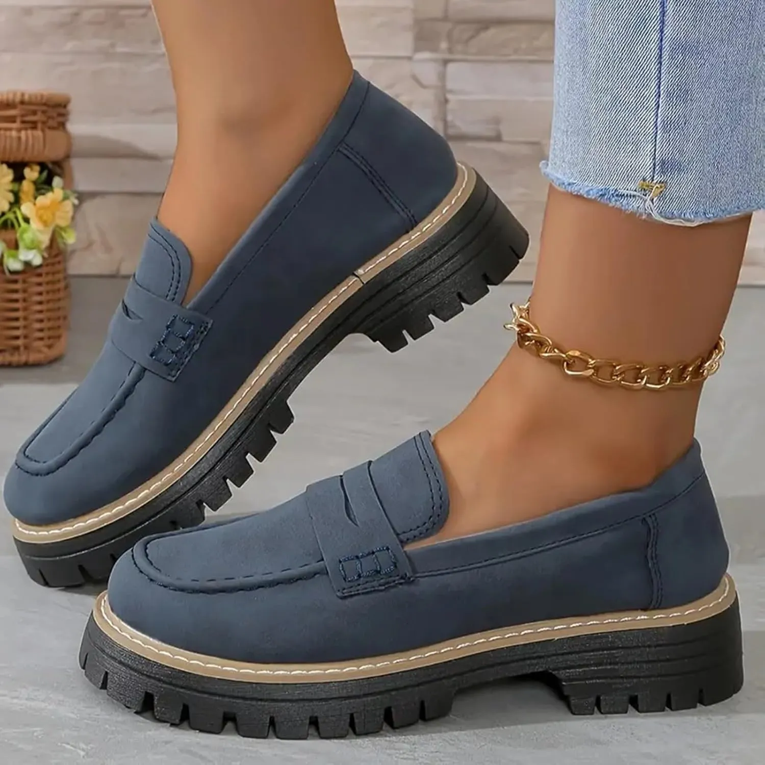 Loafers for Women 2025, Womens Loafers Comfortable Dressy Platform Chunky Penny Loafer Lug Sole Suede Loafers Slip on Work Office Business Casual Dress Shoes Ladies Loafers