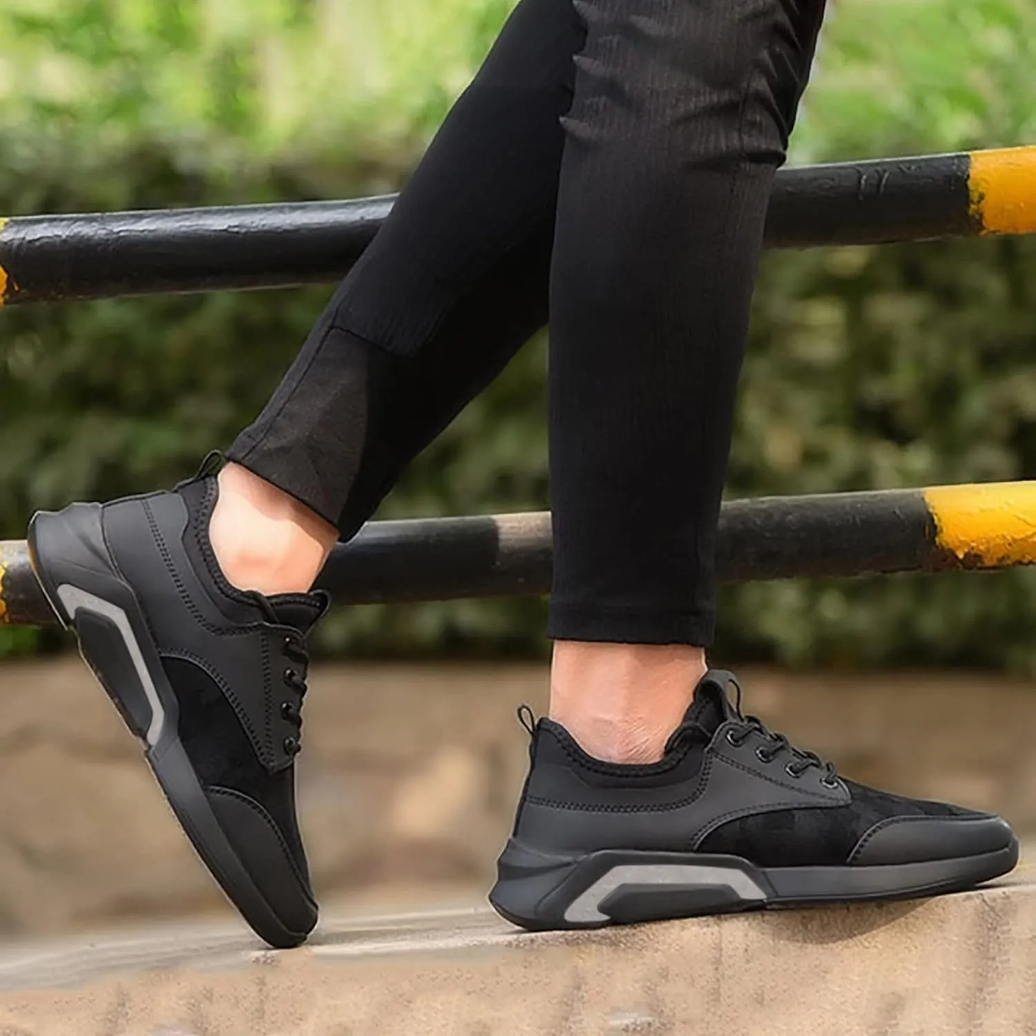 Men Low Top PU Casual Walking Shoes Youth Sports Shoes Running Breathable Travel Mens Business Sneaker