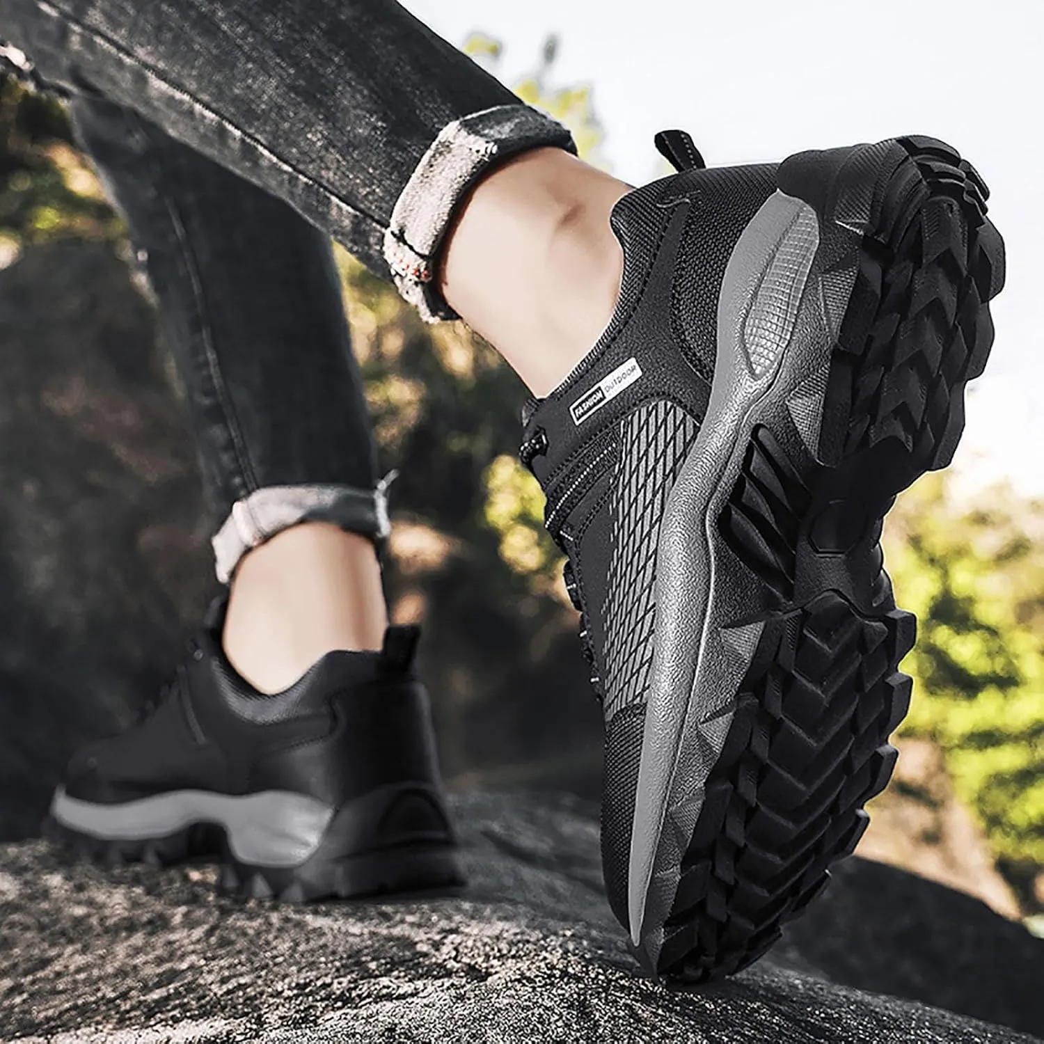 Men's Classic Casual Jogging Sneakers Breathable and Light Outdoor Comfy Walking Shoe Comfortable Stretch Shoes