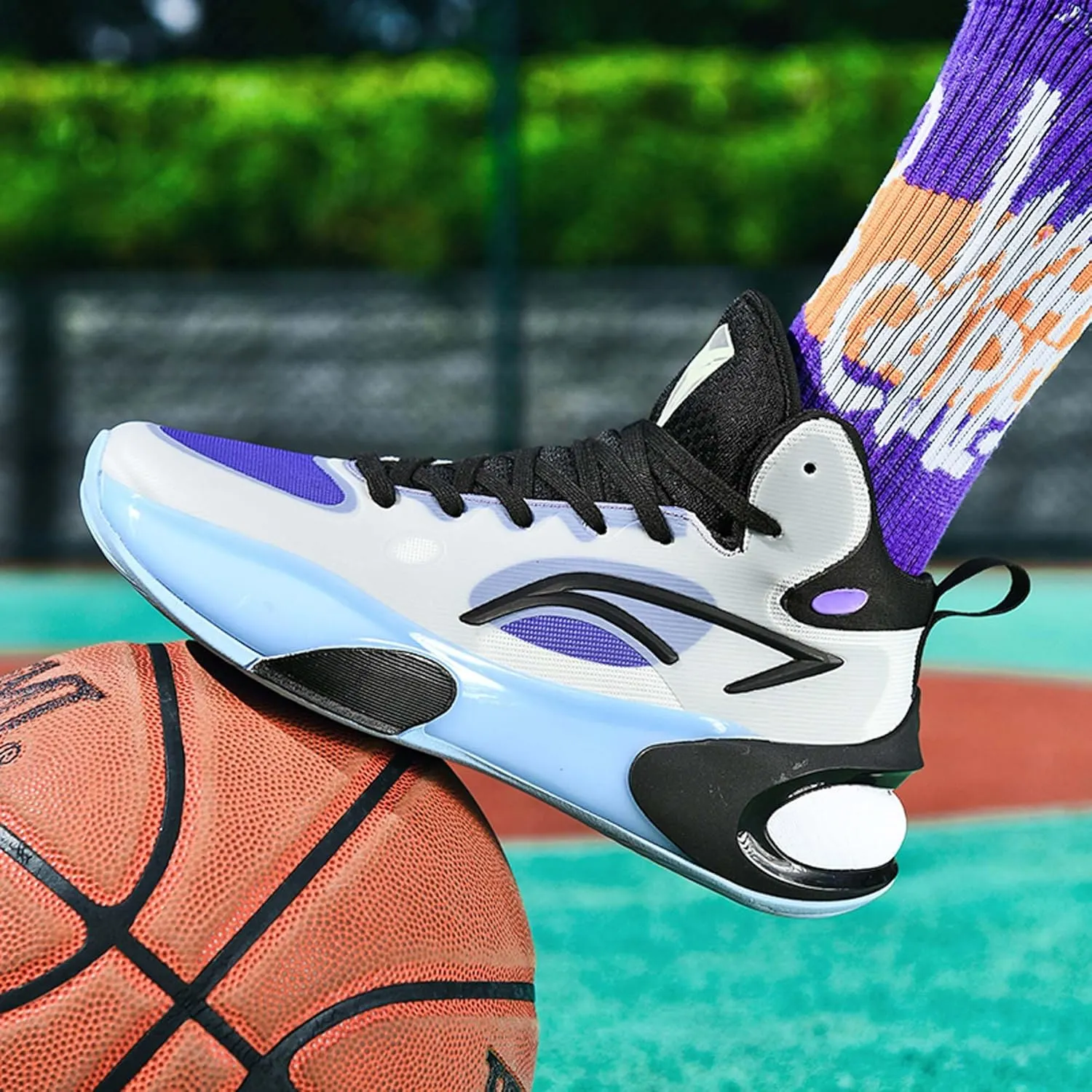 Men's Lightweight Rebound Basketball Shoes Non-Slip Cushioning Sneakers Women's Comfortable Soft Bottom Casual Sports Running Shoes Street Casual Walking Men's Shoes Women's Shoes