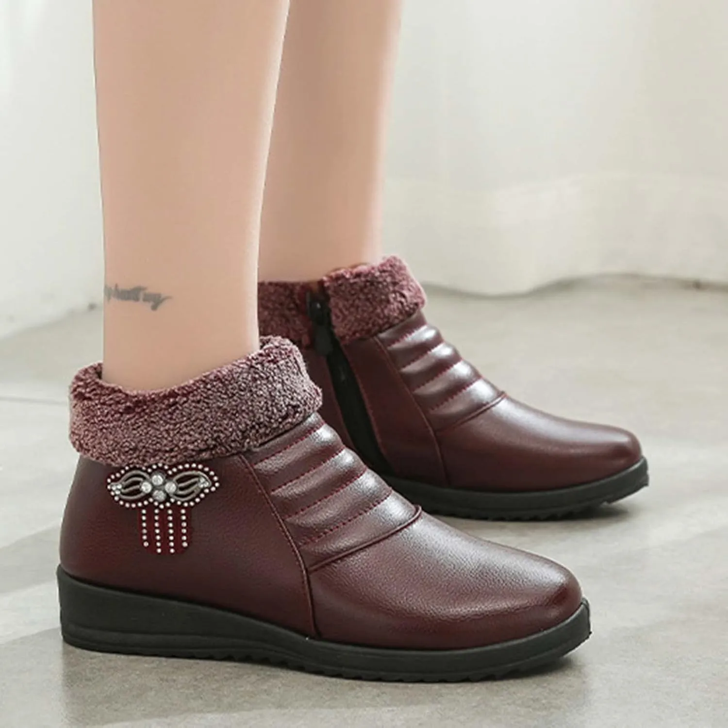 oiangi Rhinestones Ankle Boots for Women 2022 Comfortable Soft Sole Round Toe Zipper Platform Snow Boots Winter Plush Warm Non-slip Leather Shoes