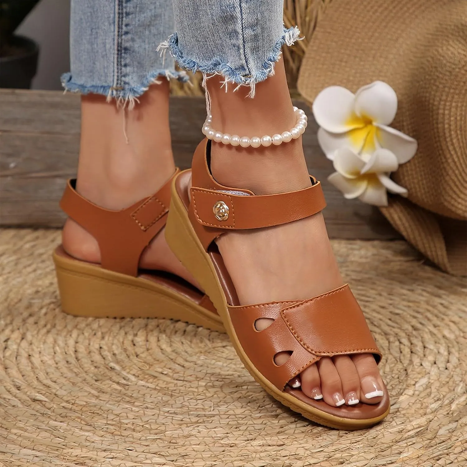 Sandals for Women Dressy 2025 Ankle Strap Open Toe Leather Platform Wedge Shoes Fashion Simple Summer Wedges