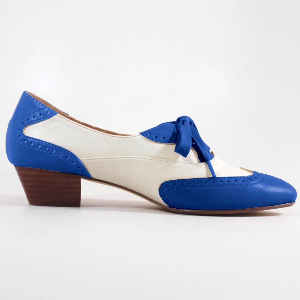 SHODENSE Women Chunky Heel Oxford Loafers Round Toe Lace Up Oxford Pumps Wingtips 2 inch Stacked Block Heel Dress Oxford Shoes Two Tone Retro British Oxford Heels Matte Office Casual 4-11 M US