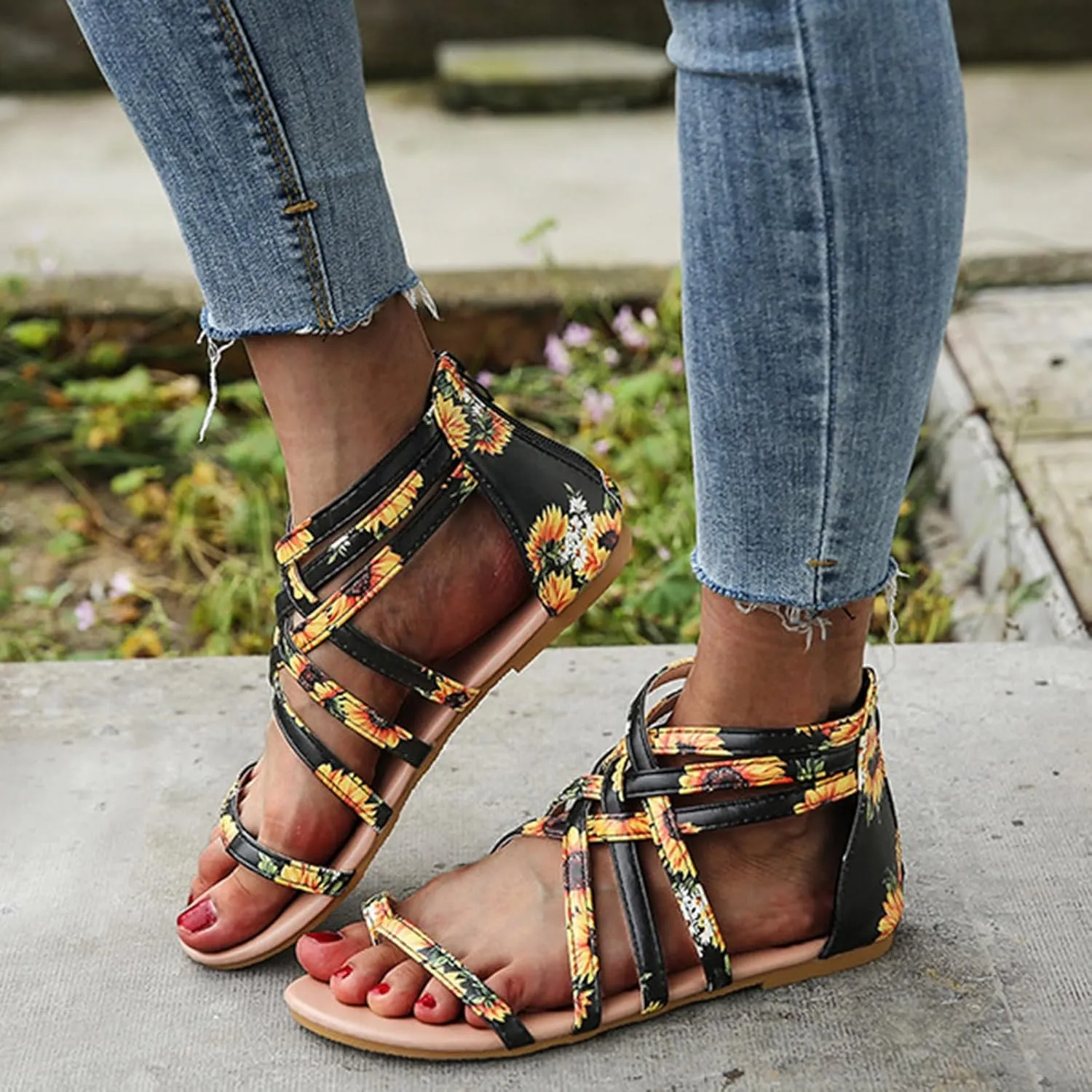 Women's Ankle Strap Flat Sandals Summer Dressy Strappy Gladiator Back Zipper Wide Width Open Toe Comfortable Flats Sandal Low Heel Lightweight Breathable Dress Travel Beach Shoes Walking Wedding Shoe