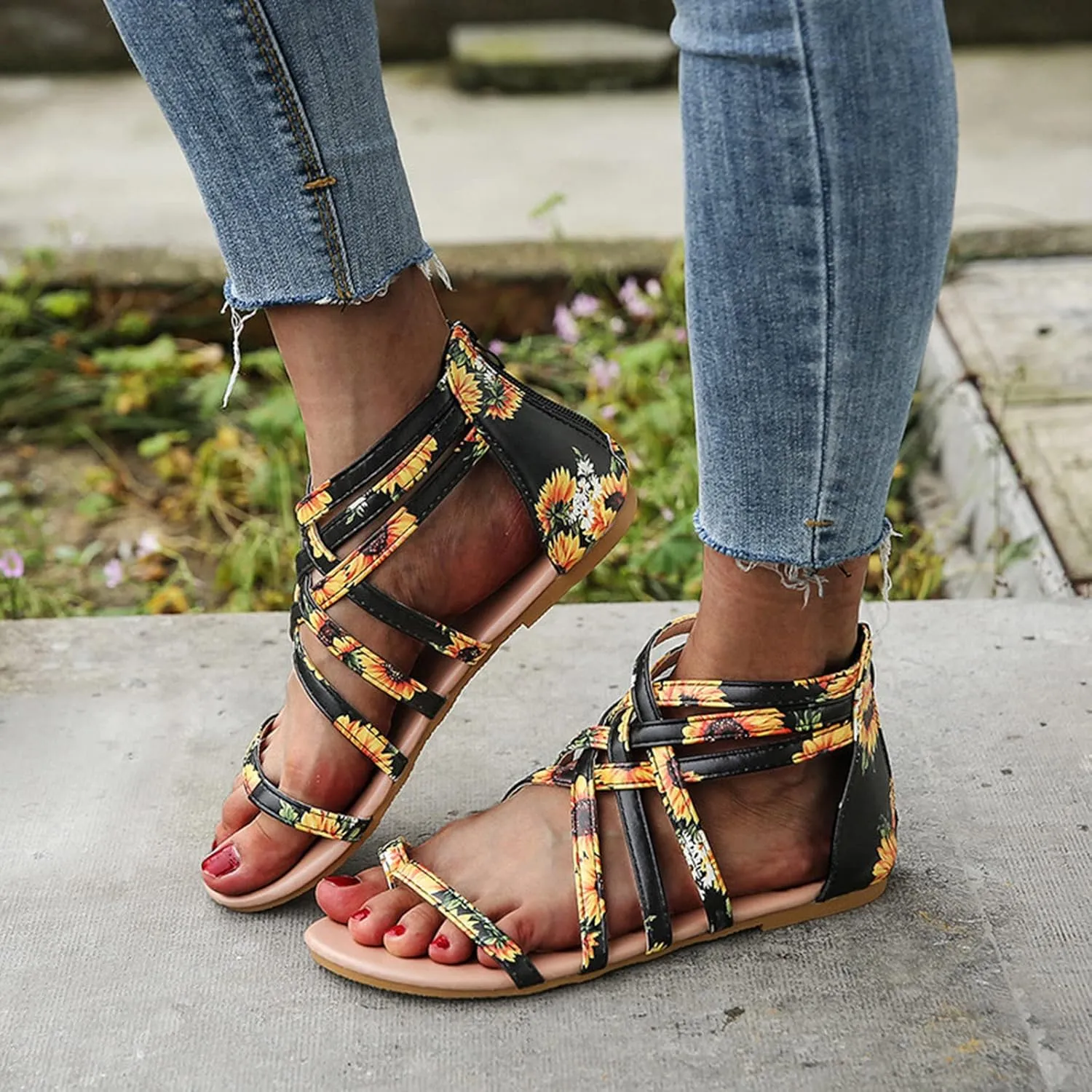 Women's Ankle Strap Flat Sandals Summer Dressy Strappy Gladiator Back Zipper Wide Width Open Toe Comfortable Flats Sandal Low Heel Lightweight Breathable Dress Travel Beach Shoes Walking Wedding Shoe