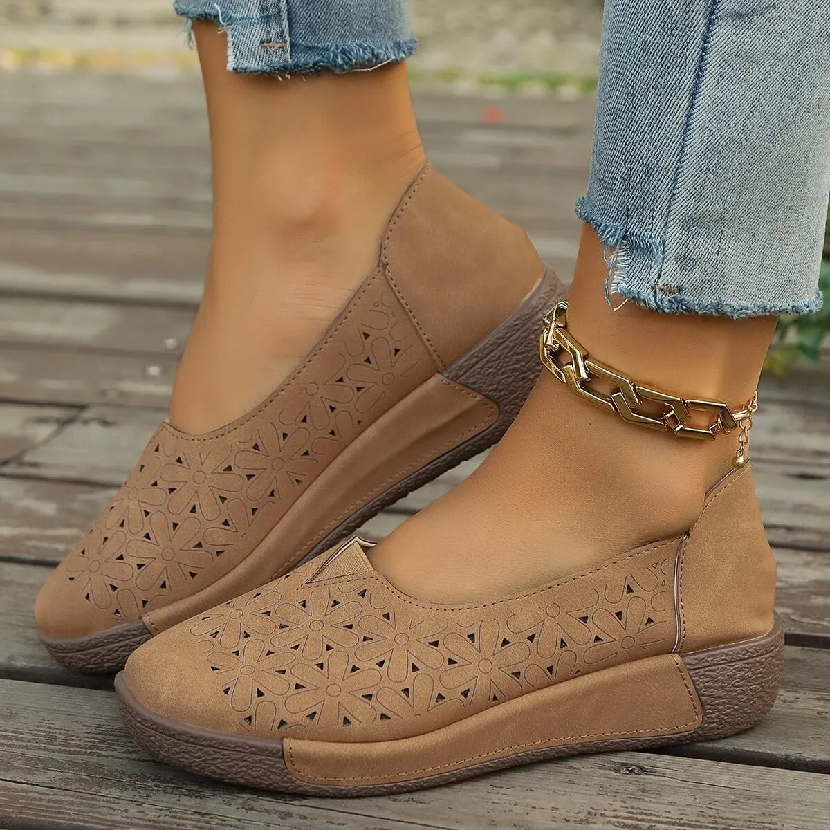Women's Floral Ballet Flat Flats Shoes Slip On Flowers Round Toe Casual Dress Hollow Hole Summer Comfortable Work Office Fashion Trendy with Eyelets Cutout Comfort Rubber Sole Lazy Loafers