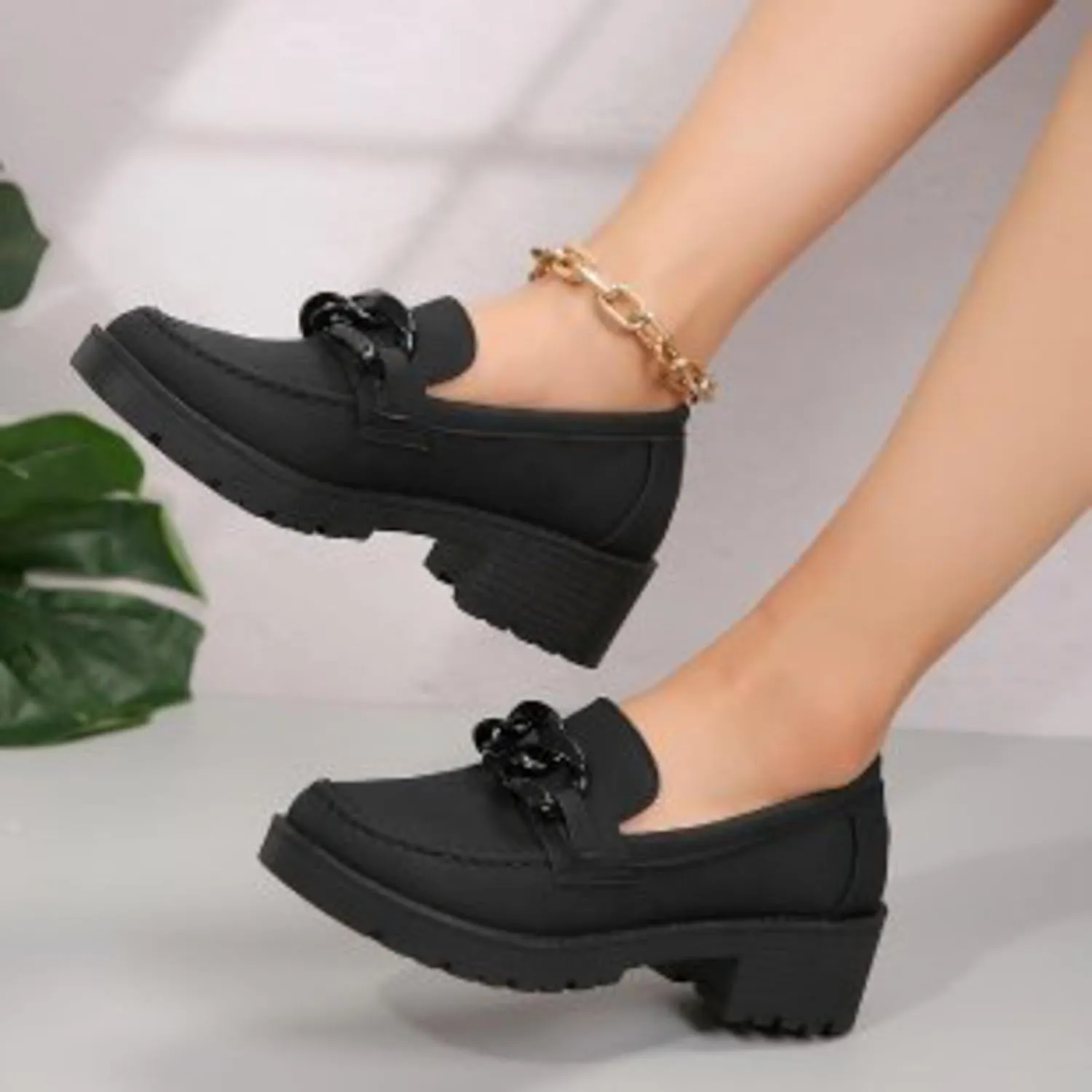 Women's Slip On Loafers Round Toe Solid Mary Jane Shoes Lug Sole Non Slip Walking Shoes Chunky Heel Shoes