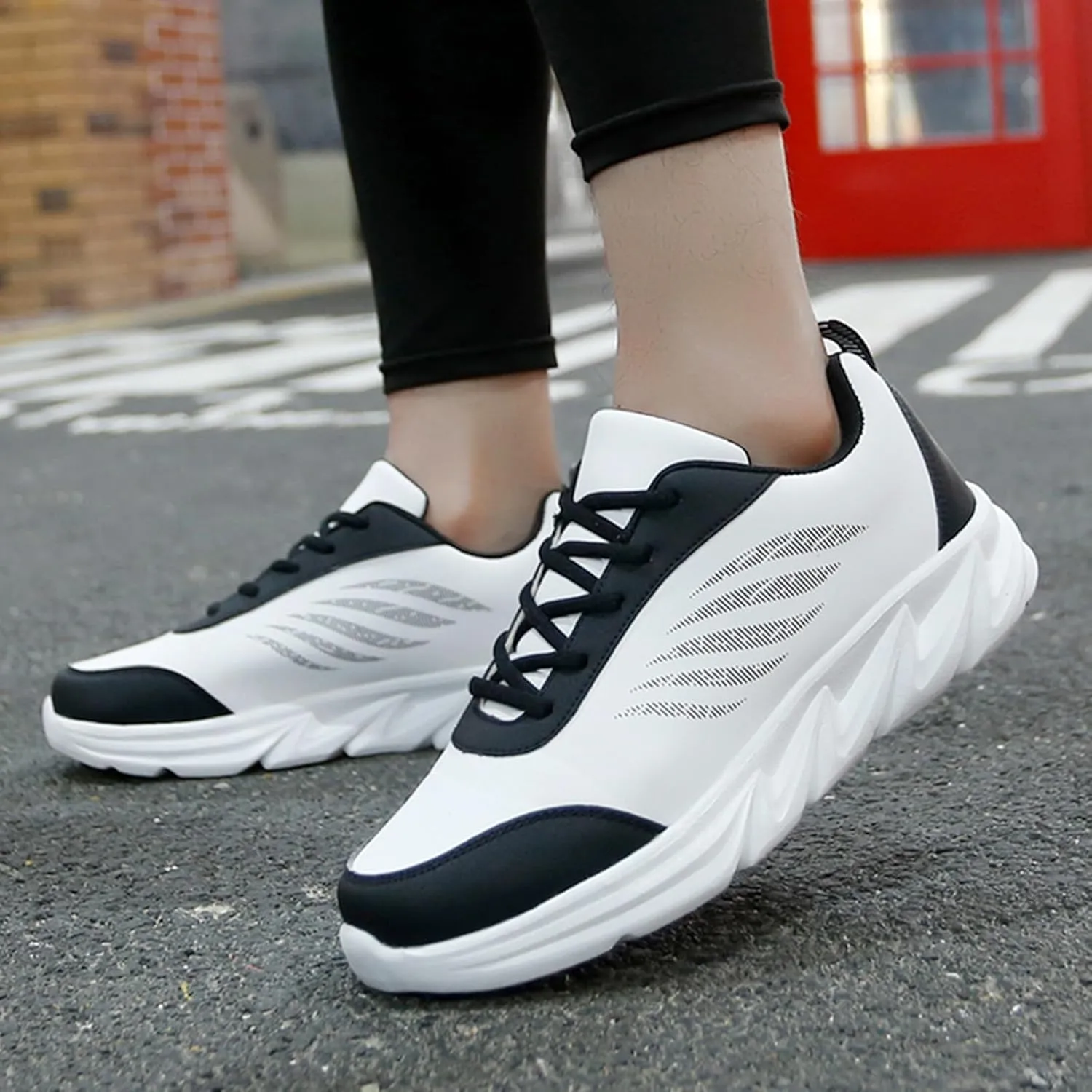 Workout Athletic Sport Shoes for Men Lace Up Lightweight Breathable Fashion Sneaker Wide Walking Shoes for Men